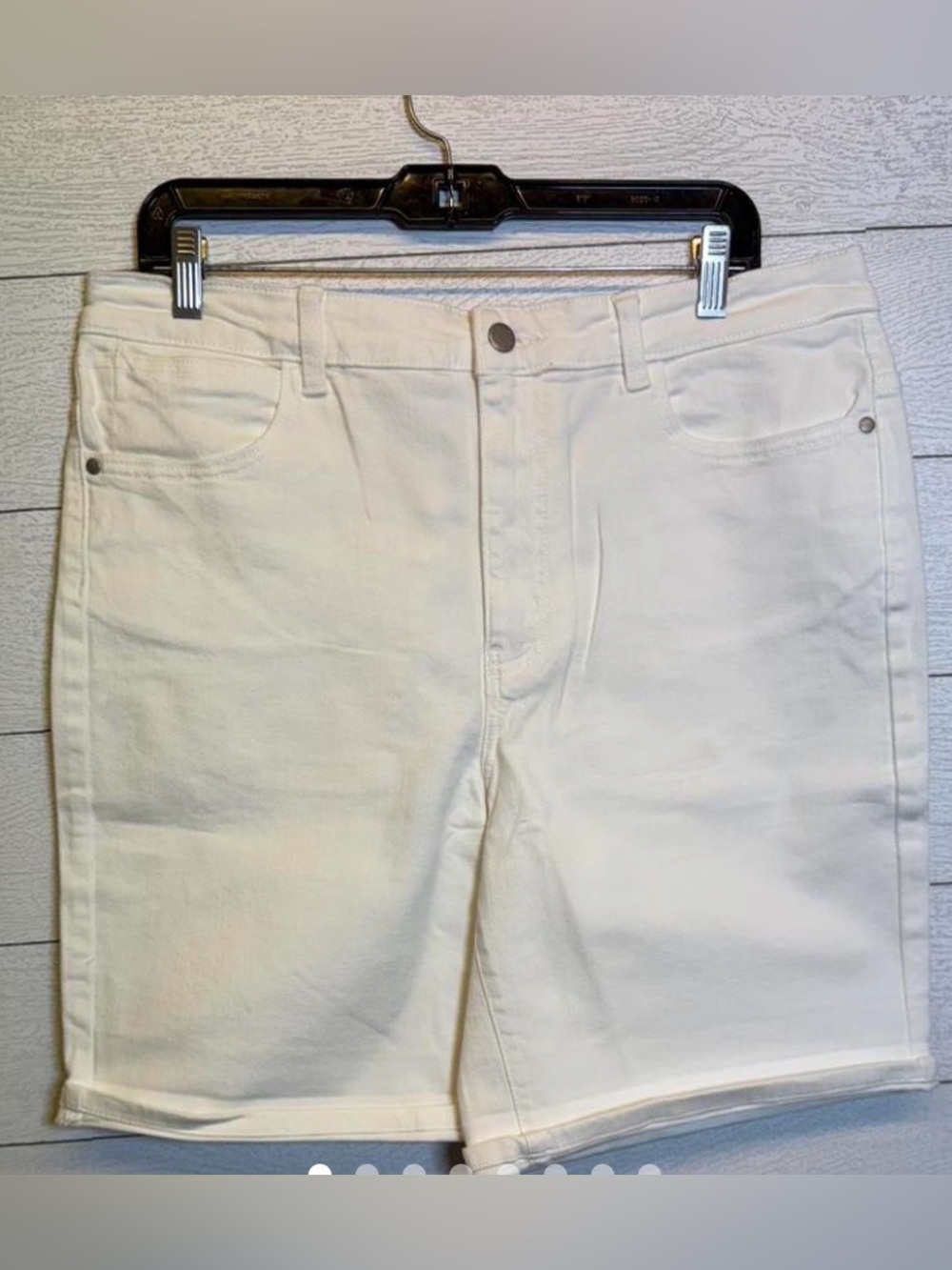 NWT Wrangler High Rise Women's Denim Shorts size 14